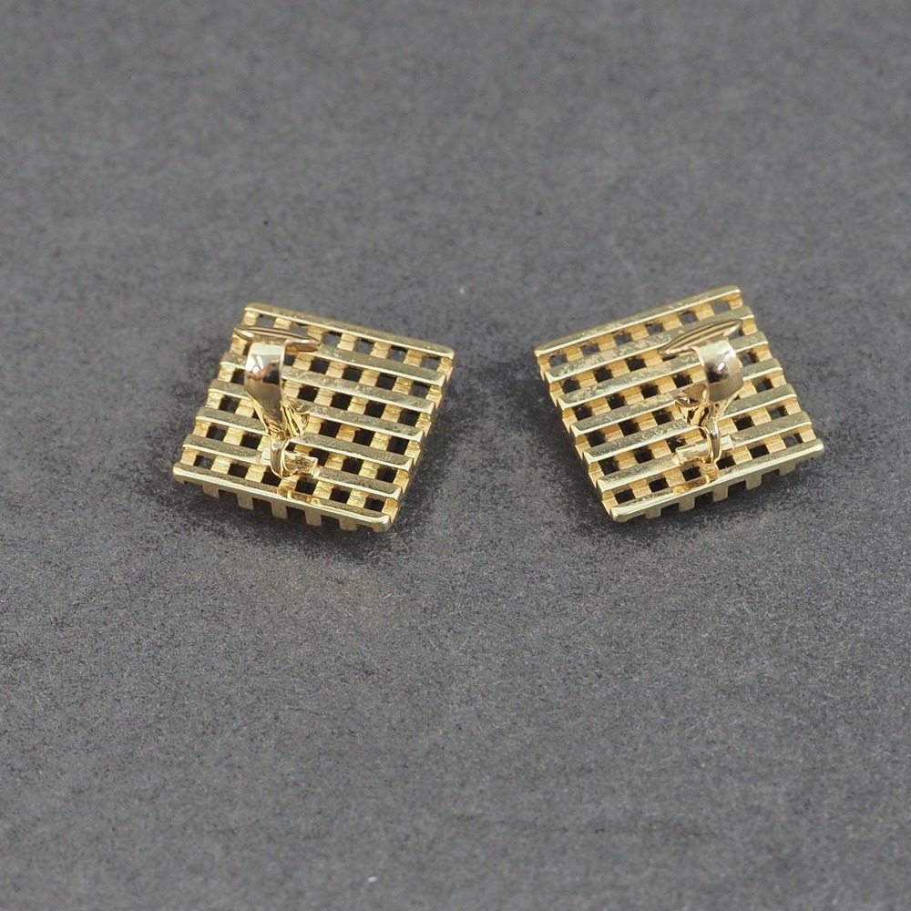 Avon Clip On Earrings Gold Tone Geometric Checkerboard Basketweave Square Grid - Picture 5 of 7